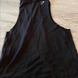 Size medium black tank 
GreaT condition